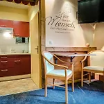 Cafe Hoyer Und Affittacamere 3*