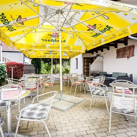 Cafe Hoyer Und