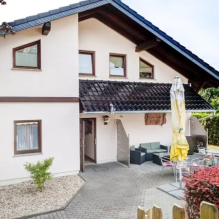 Cafe Hoyer Pension Und Appartements 3* Roedigsdorf