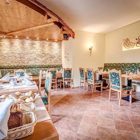 Cafe Hoyer Und Πανσιόν 3*