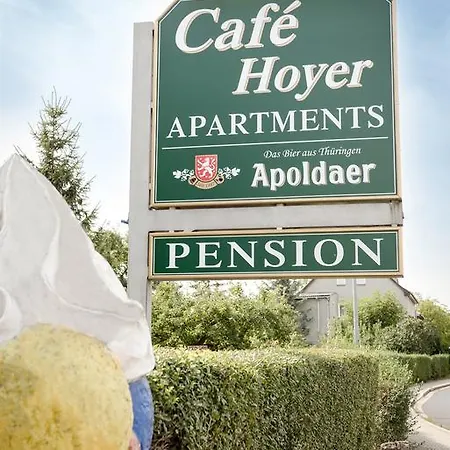 Cafe Hoyer Und