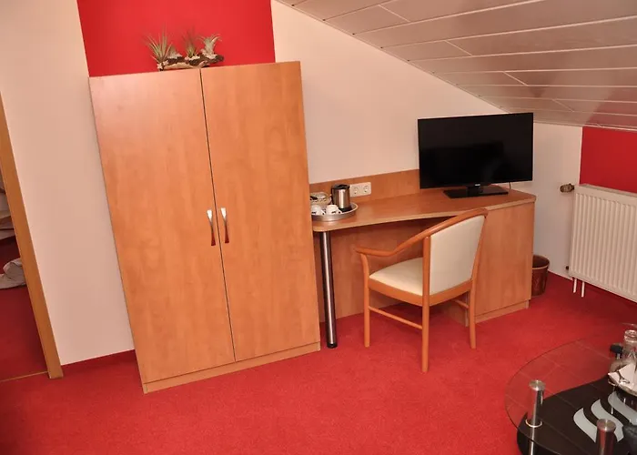 Pensjonat Cafe Hoyer Und Rödigsdorf