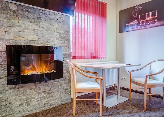 Pensjonat Cafe Hoyer Und 3*