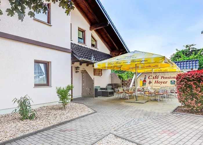 Cafe Hoyer Und Vendégház 3*