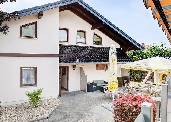 Cafe Hoyer Und Pensjonat Rödigsdorf