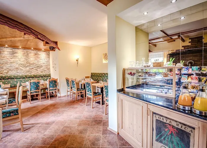 Pensjonat Cafe Hoyer Und Rödigsdorf