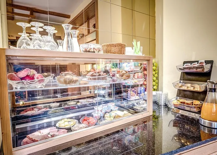 Cafe Hoyer Und Pensjonat Rödigsdorf